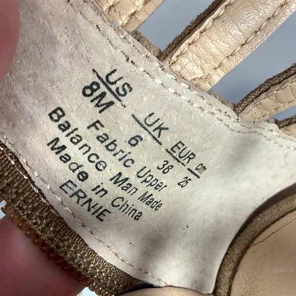 Franco Sarto Ernie Tan Faux Suede Block Heel Open Toe Cage Zip Tie Sandals Sz 8 - Picture 11 of 12